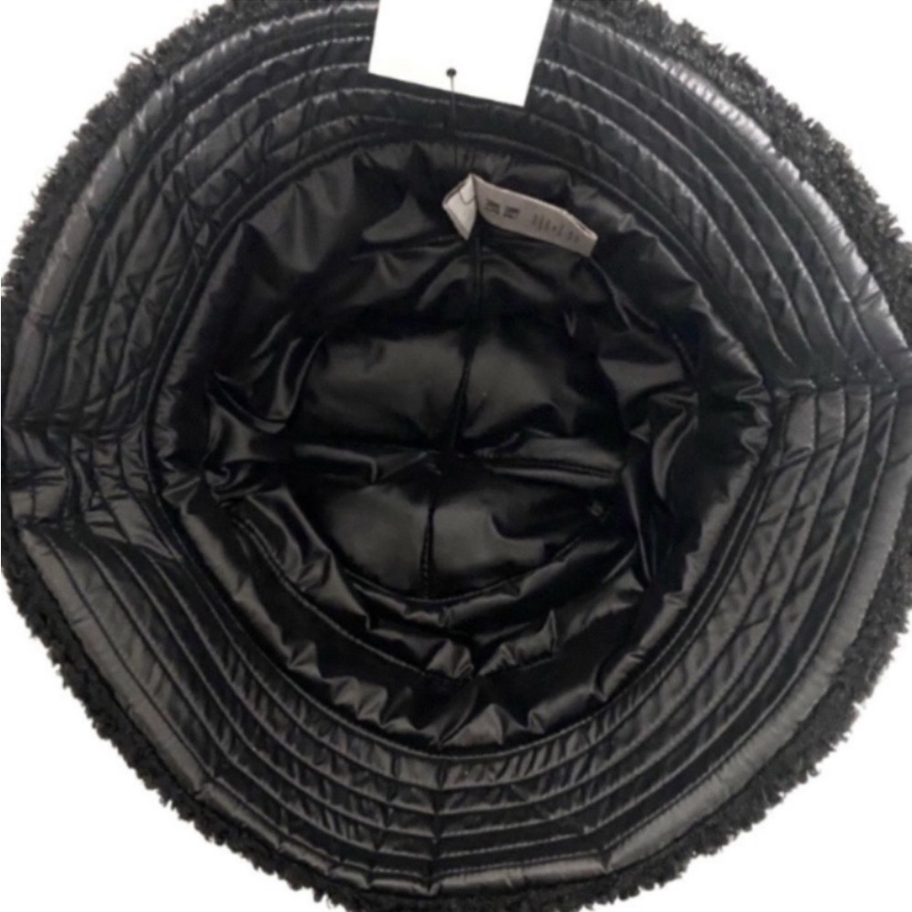 UGG Black Faux Fur Bucket Hat NWT - Picture 5 of 12